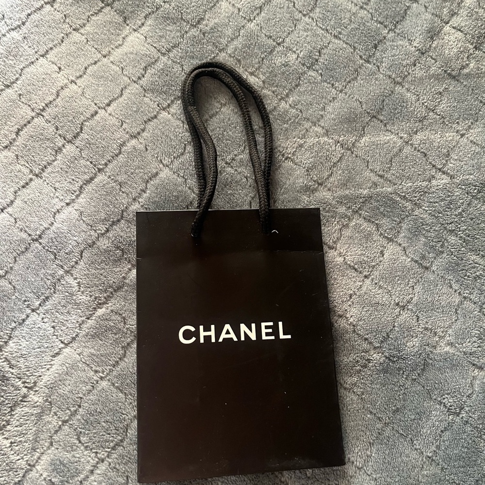CHANEL Classic‎ Black Shopping Bag